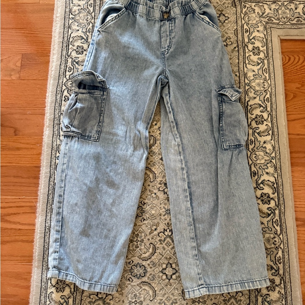ISO-looking to buy these Cat & Jack Blue Casual Denim cargo pants